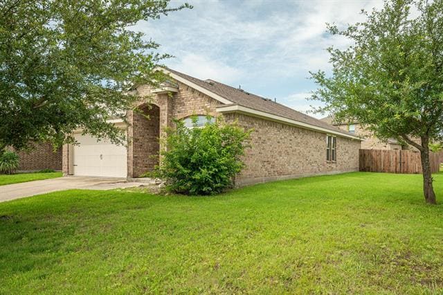 3213 Elam Dr in Anna, TX - Foto de edificio - Building Photo