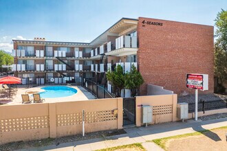 Four Seasons in Albuquerque, NM - Foto de edificio - Building Photo
