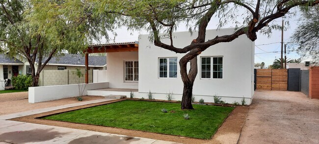 2234 N Evergreen St in Phoenix, AZ - Building Photo - Building Photo