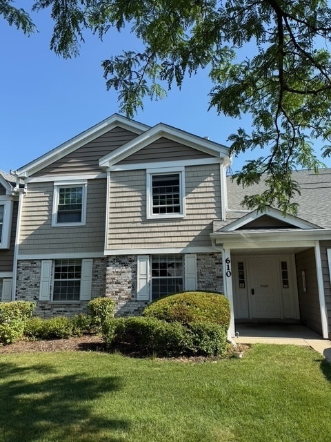 property at 610 Stone Cir Ct