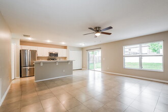 13210 Moss Hollow Ct in Orlando, FL - Building Photo - Building Photo