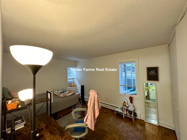514 Putnam Ave, Unit 1 in Cambridge, MA - Foto de edificio - Building Photo