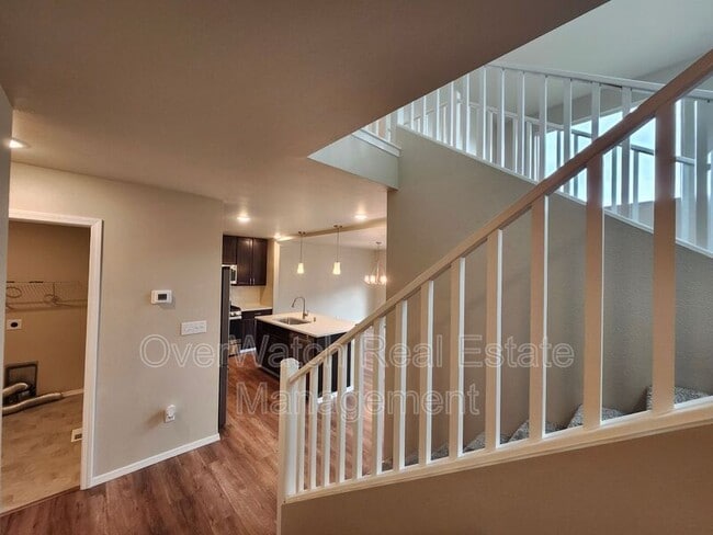 207 Shageluk St in Anchorage, AK - Building Photo - Building Photo