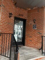 609 New York Ave in Union City, NJ - Building Photo