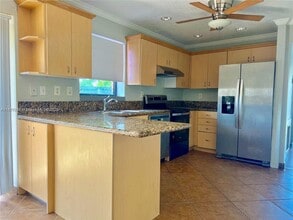6137 Pierce St in Hollywood, FL - Building Photo - Building Photo
