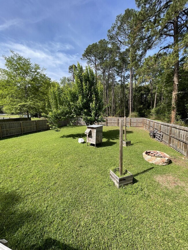 310 Victory Dr in Lyons, GA - Building Photo - Building Photo