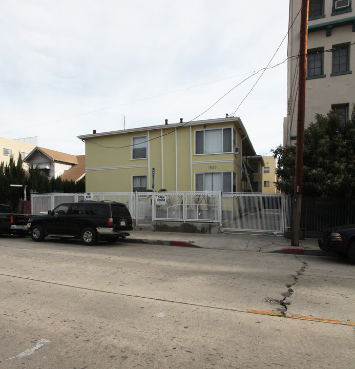 1620 N Normandie Ave in Los Angeles, CA - Building Photo