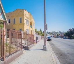 138 N Soto St in Los Angeles, CA - Building Photo - Building Photo