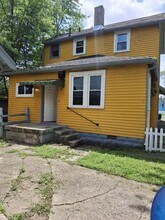 132 W 3rd St in Anderson, IN - Building Photo - Building Photo
