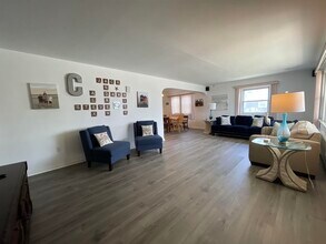 307 N Essex Ave in Margate City, NJ - Building Photo - Building Photo