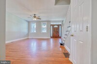 1915 E 29th St photo'