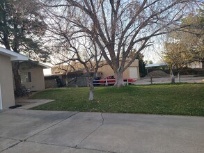 8704 Rough Rider Rd NE in Albuquerque, NM - Building Photo - Building Photo