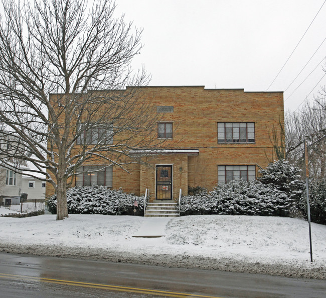 19 W Siebenthaler Ave in Dayton, OH - Foto de edificio - Building Photo