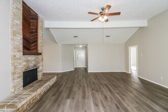 3446 Hombly Rd in Houston, TX - Building Photo - Building Photo