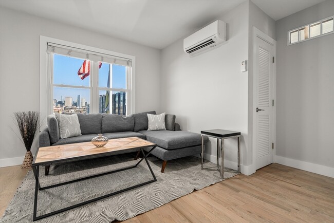 543 Dorchester Ave in Boston, MA - Foto de edificio - Building Photo