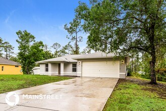 802 W 11th St in Lehigh Acres, FL - Building Photo - Building Photo