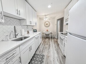 41 Meadow Green Cir in Englishtown, NJ - Building Photo - Building Photo
