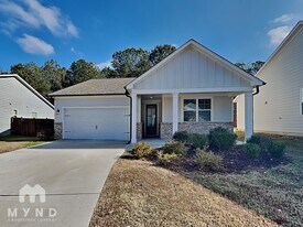 757 Riverwood Pass in Dallas, GA - Building Photo