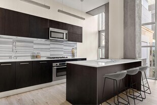 Roosevelt Lofts in Los Angeles, CA - Building Photo