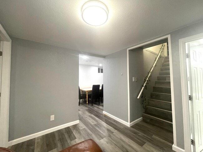 1197 S Kendall Ct in Lakewood, CO - Building Photo - Building Photo