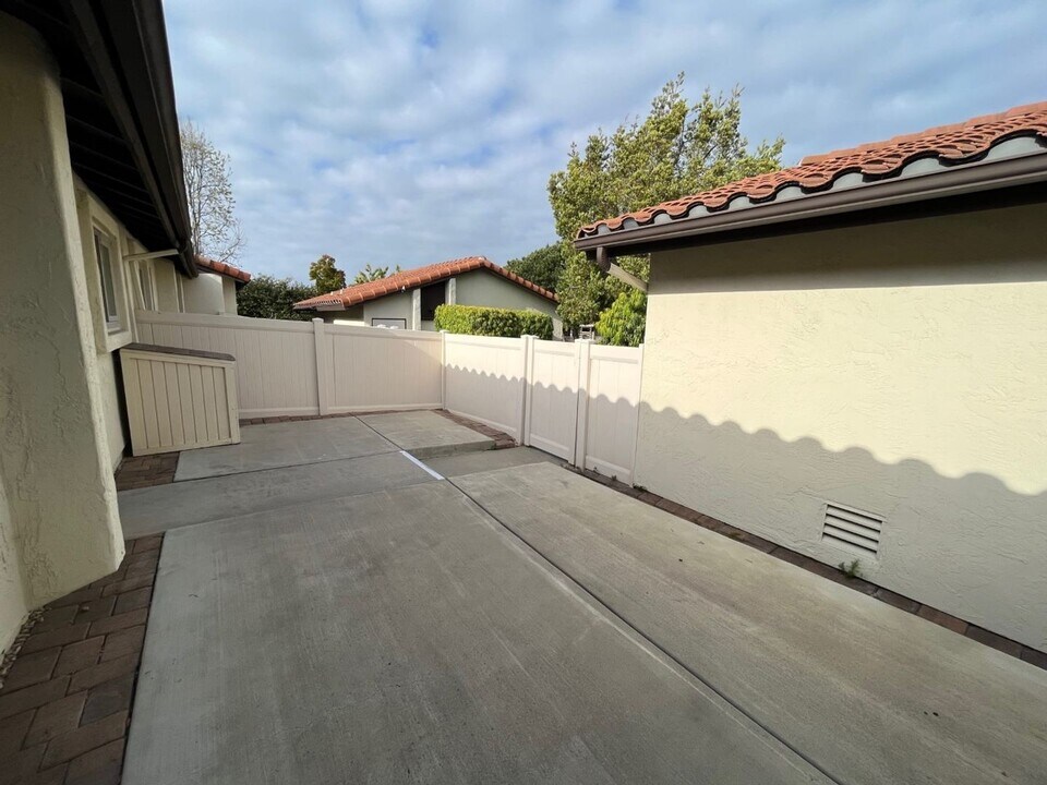 1616 Forestdale Dr in Encinitas, CA - Building Photo