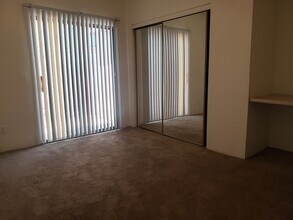 1133 E Elm St, Unit #2 - 5 Bed in Tucson, AZ - Building Photo - Building Photo