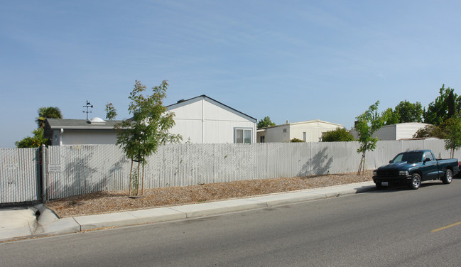 Windmill Mobile Estates in Morgan Hill, CA - Building Photo - Building Photo