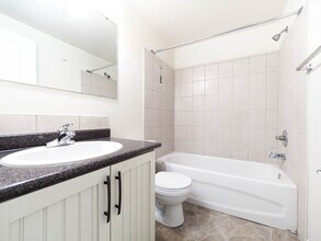 Marguerite Manor in Edmonton, AB - Building Photo - Building Photo