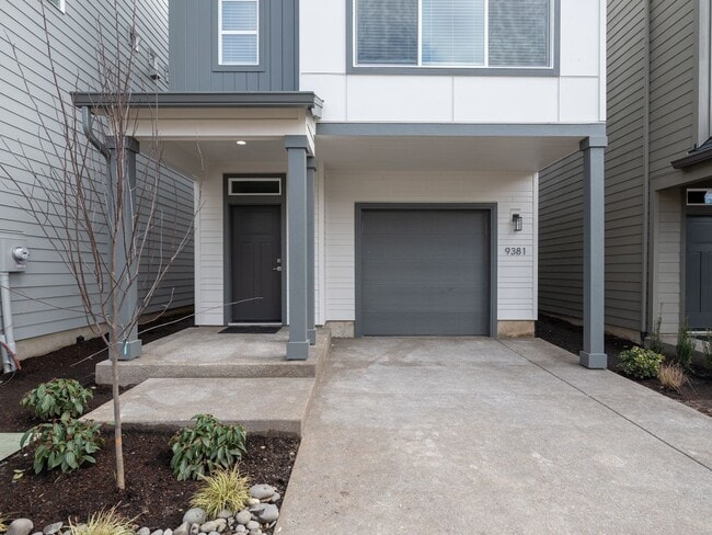 9381 SW Eunice Ln in Portland, OR - Building Photo - Building Photo