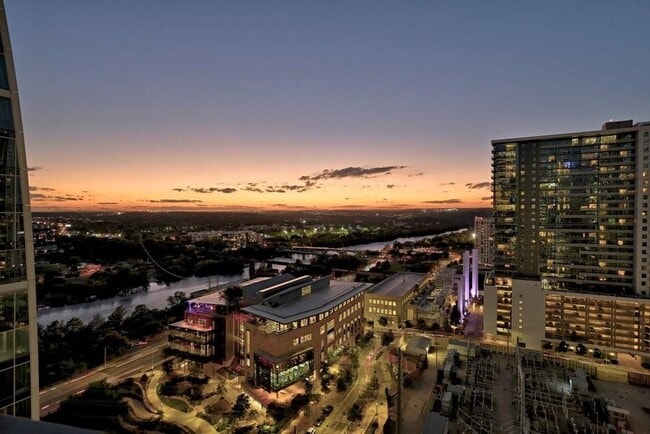 202 Nueces St in Austin, TX - Building Photo - Building Photo