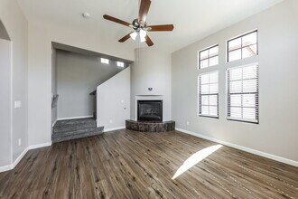 2418 W Sleepy Ranch Rd in Phoenix, AZ - Building Photo - Building Photo