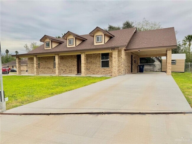 11 Stuart Ct in Alamo, TX - Building Photo - Building Photo