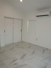 8900 NW 33rd Ave in Miami, FL - Building Photo - Building Photo