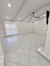 945 Bramble Bush Cir W in Port Orange, FL - Building Photo - Building Photo