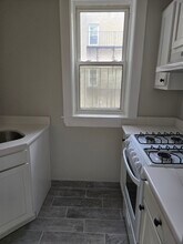 1198 Commonwealth Ave, Unit 14 in Boston, MA - Building Photo - Building Photo