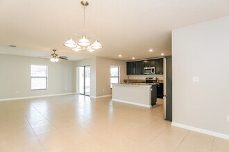 6965 Crested Orchid Dr in Brooksville, FL - Building Photo - Building Photo