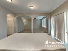 6243 Post Ml in San Antonio, TX - Building Photo - Building Photo