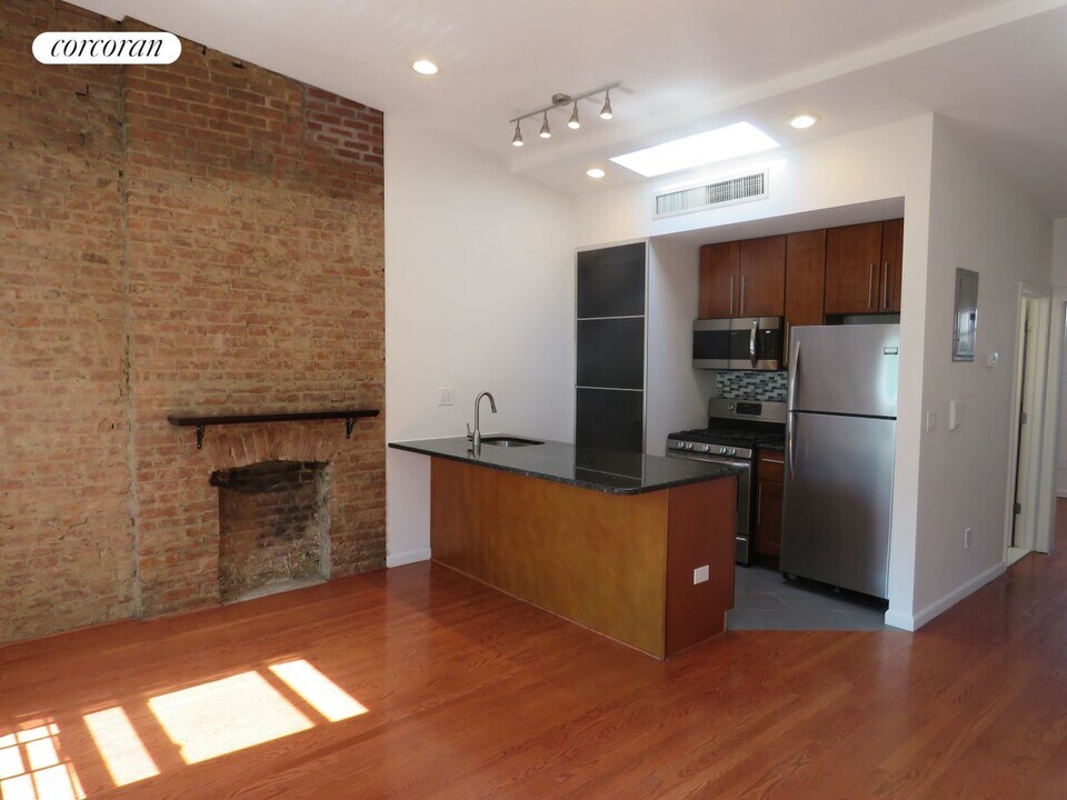 625 Walton Ave in Bronx, NY - Building Photo
