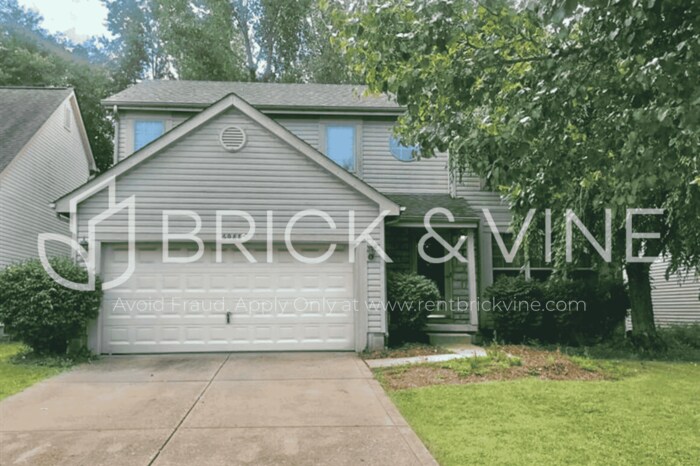 6987 Weurful Dr in Canal Winchester, OH - Building Photo
