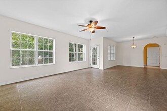16483 Gloria Ln in Nokomis, FL - Building Photo - Building Photo