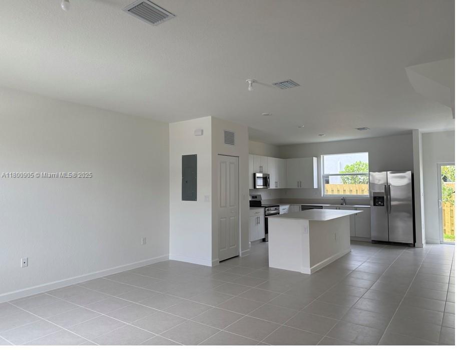 1182 SE 1st St in Homestead, FL - Building Photo
