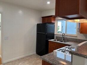 1111 Tyler St in Glendale, CA - Building Photo - Building Photo