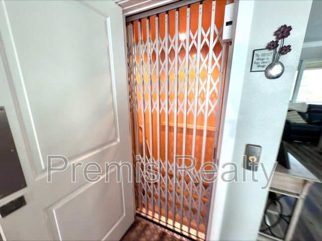 property at 837 Callista Cay Loop