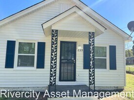 695 Marsh Ave in Memphis, TN - Building Photo