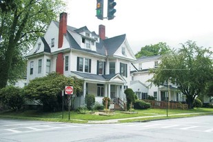 Washington Manor Apartments