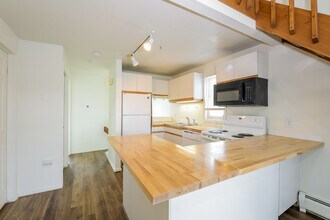 2201 Pearl St in Boulder, CO - Foto de edificio - Building Photo
