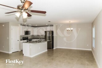 470 Earhart Dr in Davenport, FL - Building Photo - Building Photo