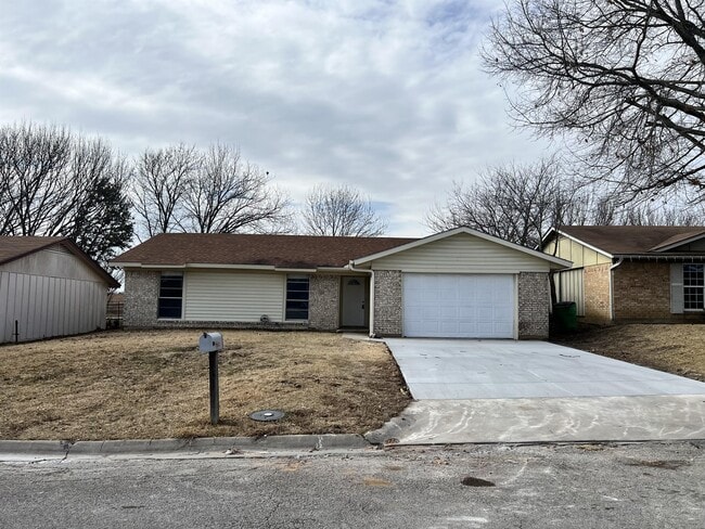 property at 1807 Arkansas St