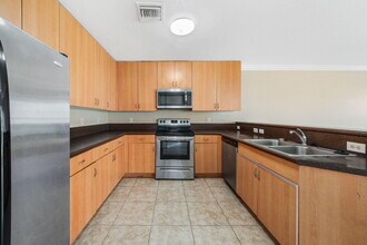 6355 Adriatic Way in Greenacres, FL - Building Photo - Building Photo