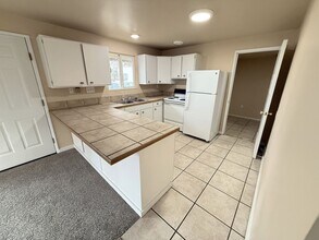 1608-1610 N Brooklane St in Ellensburg, WA - Building Photo - Building Photo